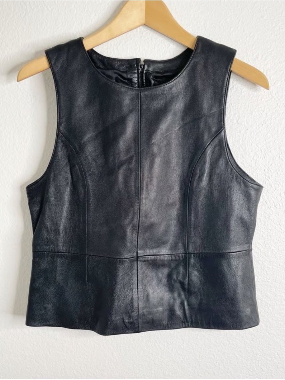 Wilsons 100% Genuine Leather Black Tank Top Size Small
